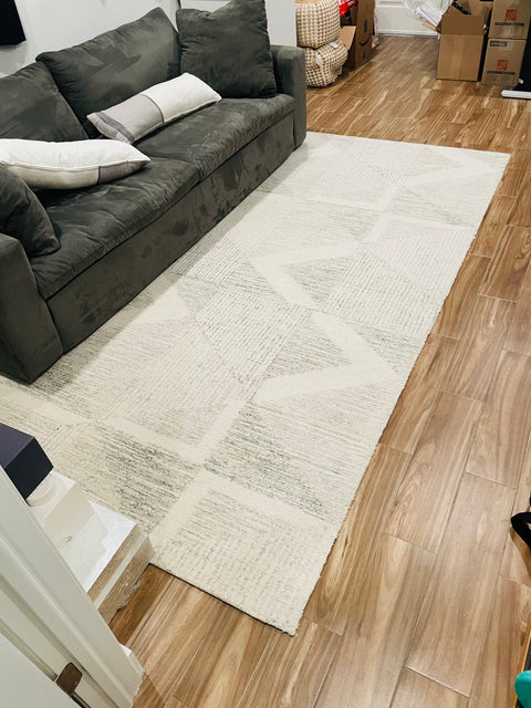 Loloi Milo MLO-06 Tufted Area Rug, 7.9'x9.9'