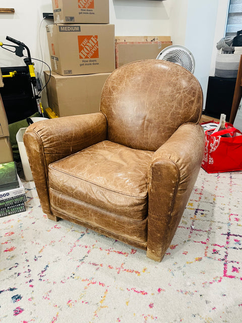 Beautiful Vintage Brown Leather Chair from Texas, 33x37"