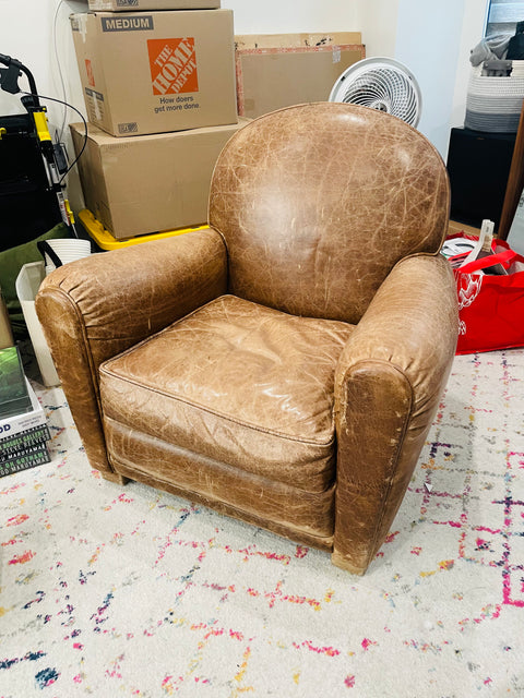 Beautiful Vintage Brown Leather Chair from Texas, 33x37"