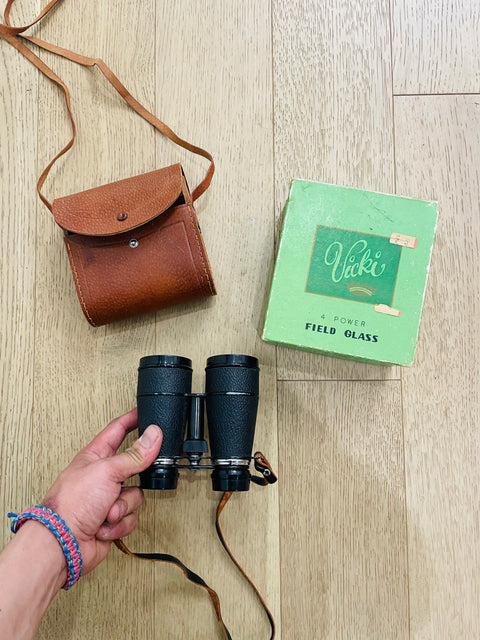Vicki 4 Power Field Glass Binoculars with Case