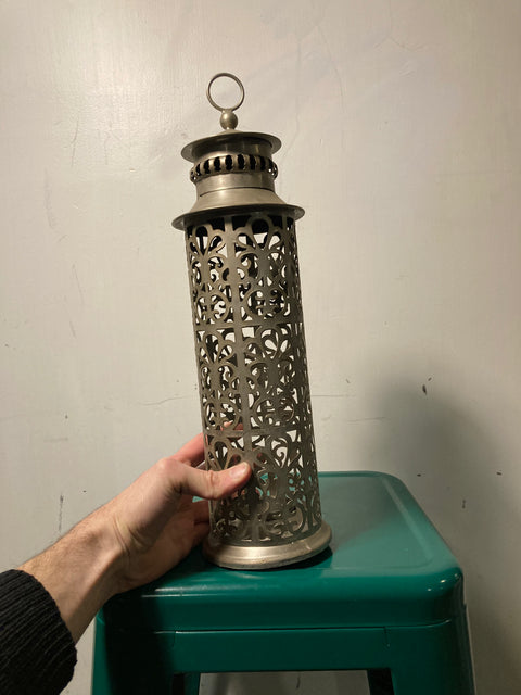 Biiig Lantern