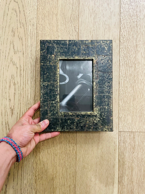 Distressed Black and Gold Picture Frame, 4x6"