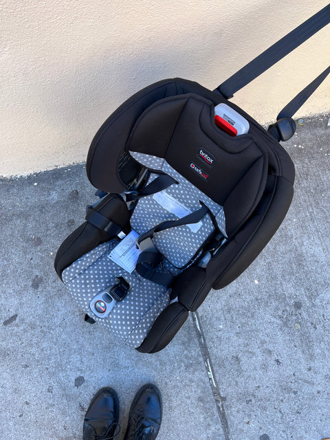 Britax Marathon ClickTight Car Seat In Excellent Condition, Expires in 2029