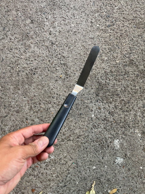 Icing Spatula With Black Handle