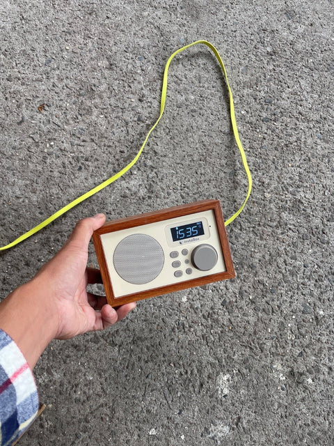 InstaBox Retro Style Radio
