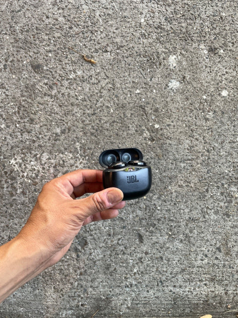 JBL Wireless Earbuds