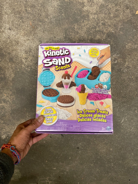 Kinetic Sand Ice Cream Treats