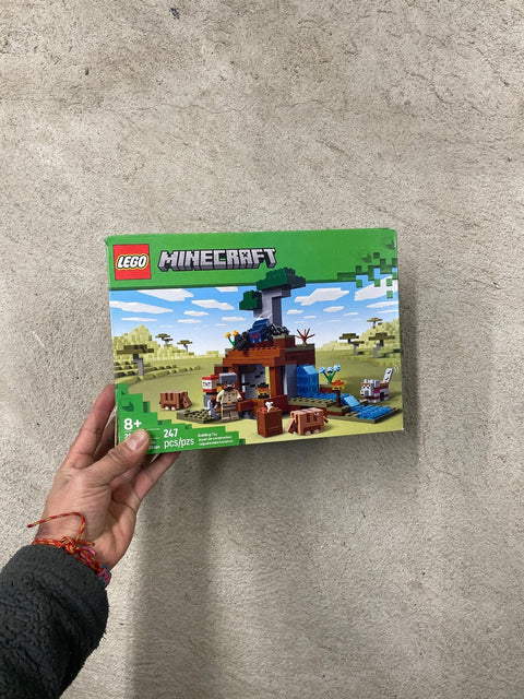 Lego Minecraft The Waterfall Base, Untested