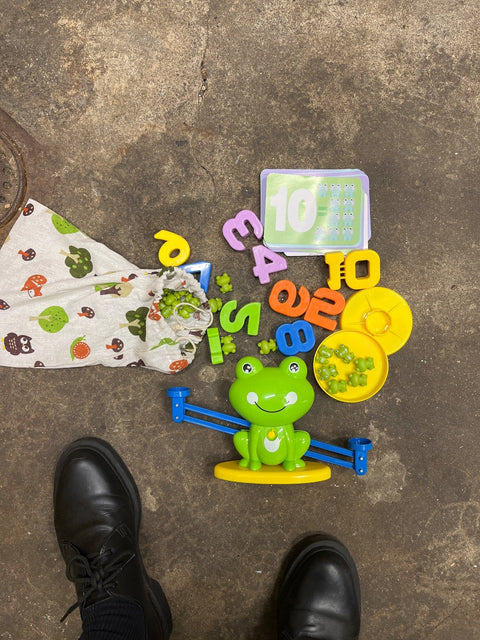 Libra Frog Balance Math Learning Toy