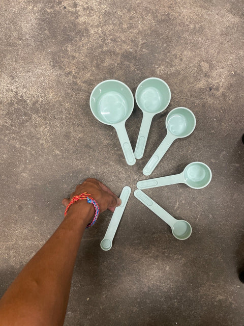 Light Blue Measuring Cup Set