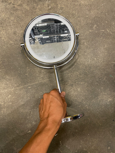 Lighted Vanity Mirror