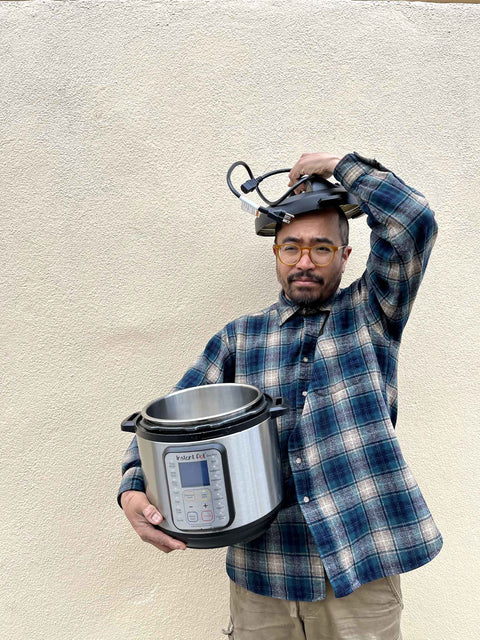 Like New 9-in-1 Instant Pot Pressure Cooker