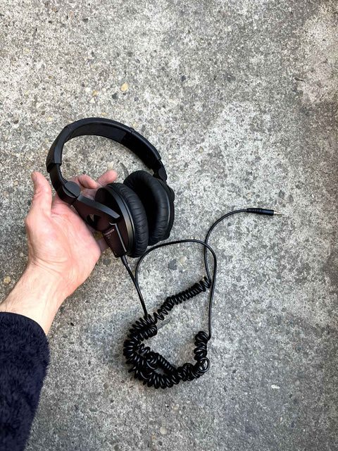 Like New Sennheiser HD 280 Pro Headphones