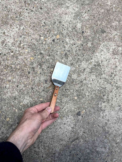 Lil' Kitchen Spatula With Wooden Handle