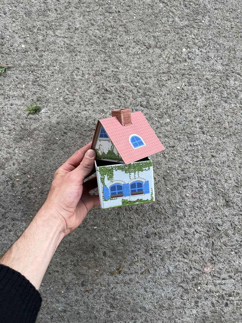 Lil' Miniature House Metal Box