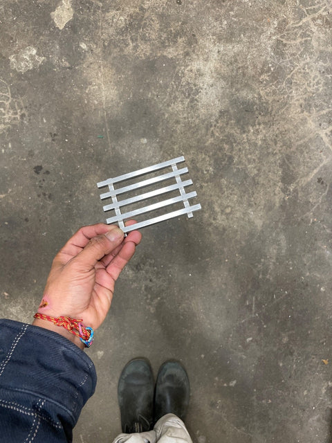 Lil' Silver Metal Trivet