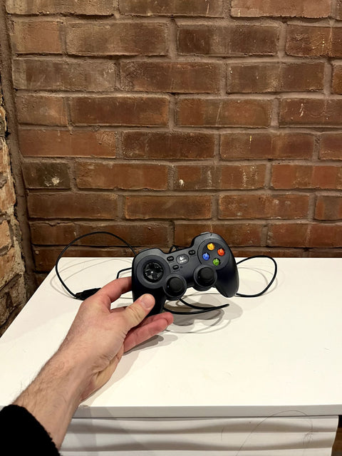 Logitech F310 Gamepad