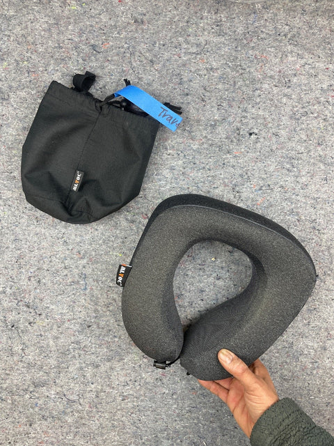 MLVOC Memory Foam Neck Pillow
