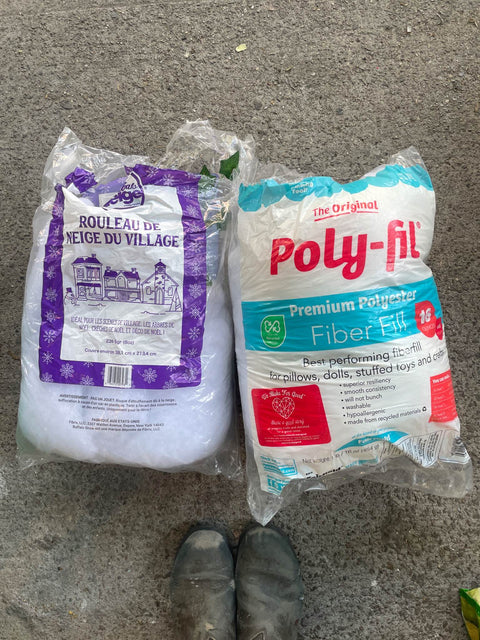 Madd Filler Finer for a Snow Diorama or a Pillow
