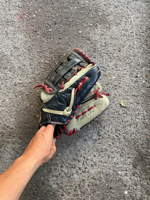 Marucci Baseball Glove, 12”