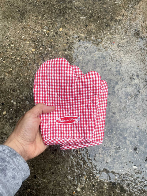 Melissa & Doug Oven Mits