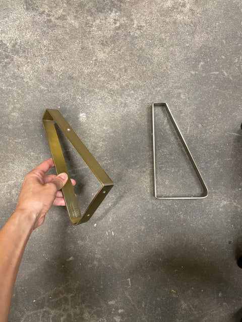 Metal Shelf Bracket Set