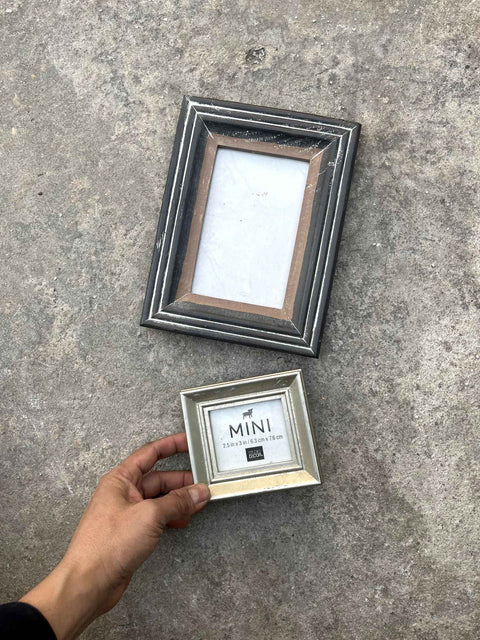 Mini Picture Frame Set