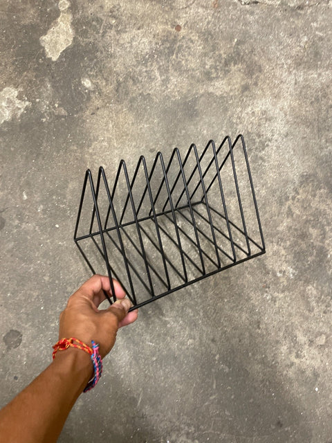 Minimalist Wire Magazine Rack