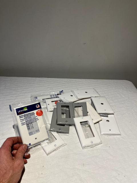 Mixed Leviton Wallplates Lot