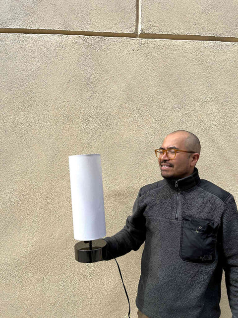 Modern Table Lamp That You Can Dim
