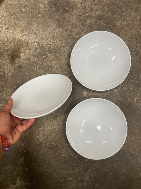 More Shallow White Bowls Set