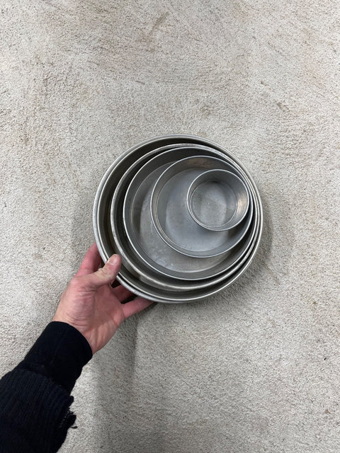 Nesting Silver Cake Pans Set