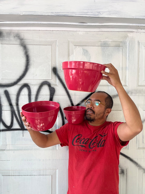 Nice Red Plastic Mixing Pots Set