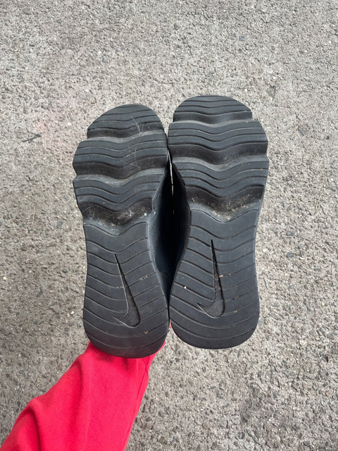 Nike RYZs In Great Condition, Sz 8.5f 40eu
