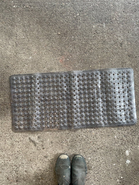 Non-Slip Bath Mat, 34”