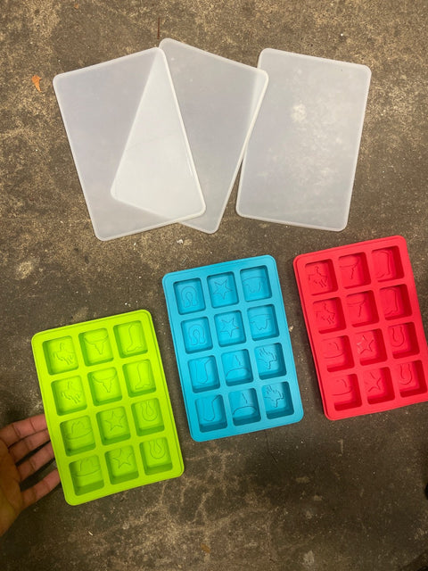 Novelty Silicone Molds And Lids