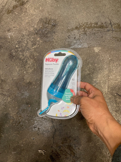 Nuby Squeeze Feeder