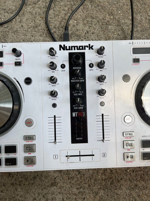 Numark MT Pro 3 DJ Controller, Untested But Powers On