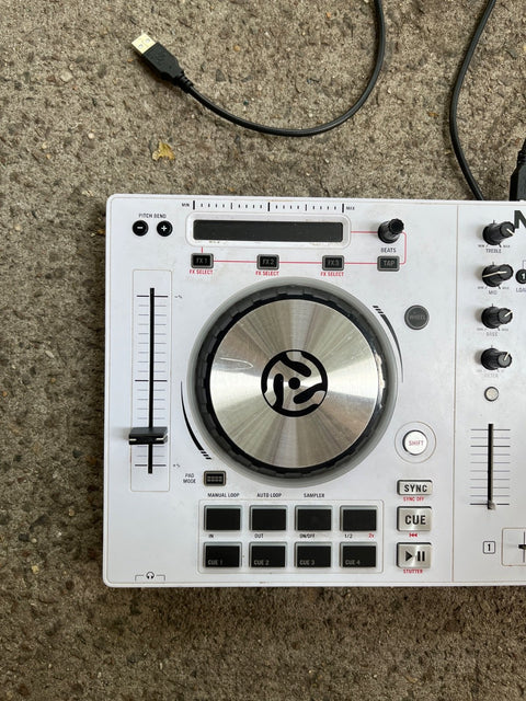 Numark MT Pro 3 DJ Controller, Untested But Powers On