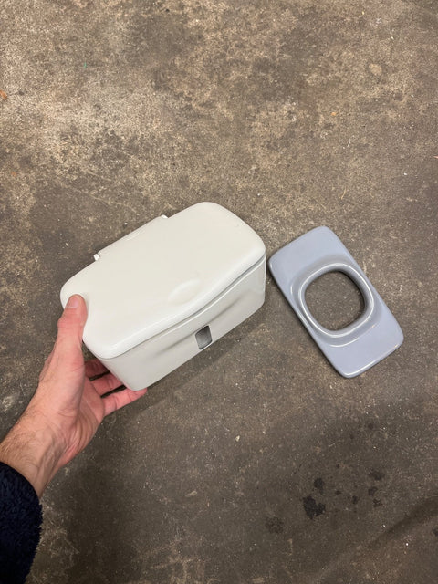 OXO Tot Perfect Pull Wipes Dispenser