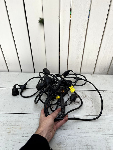 Outdoor String Lights, 8 Bulbs