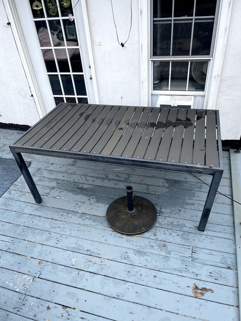Outdoor Table, 42x72"