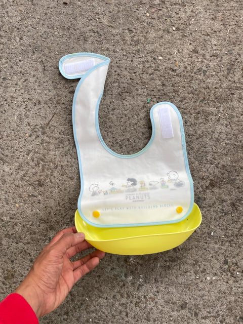 Peanuts Catch-All Baby Bib