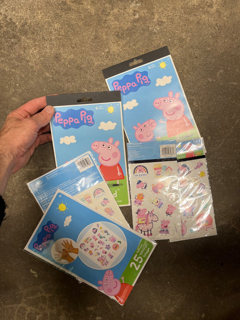 Peppa Pig Sticker & Tattoos!