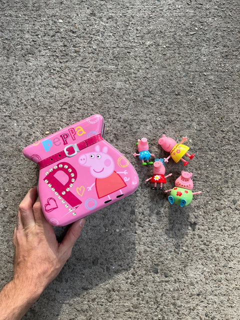 Peppa Pig Storage Box & Figurines
