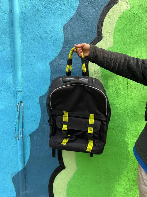 ROVERLUND Ready-For-Adventure Pet Backpack, Small Pets