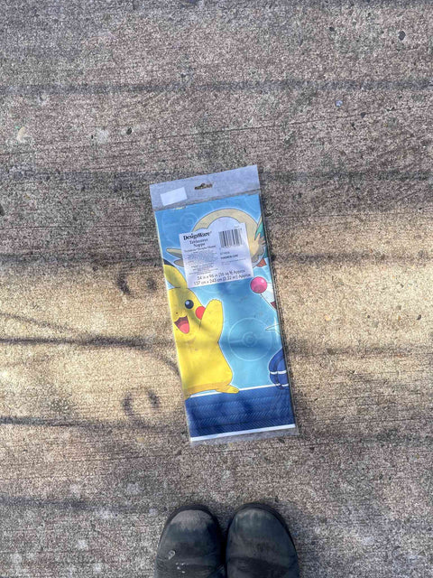 Pikachu Tablecover, 54x96"