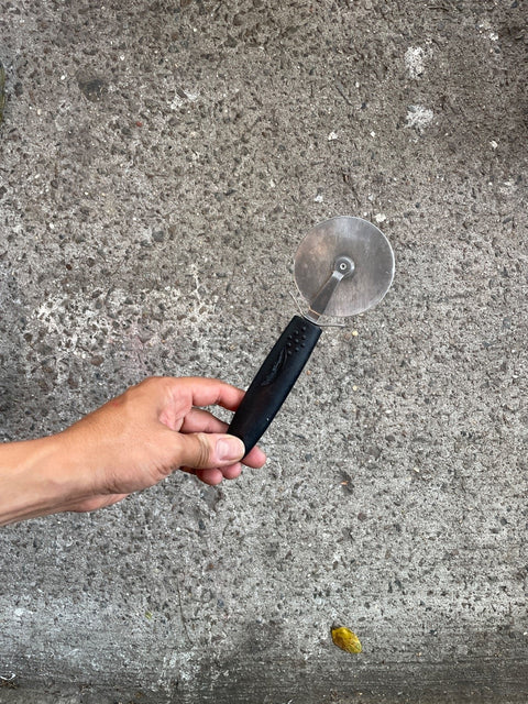 Pizza Cutter Black Handle