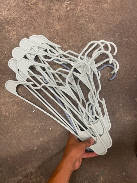 Plastic Clothes Hangers