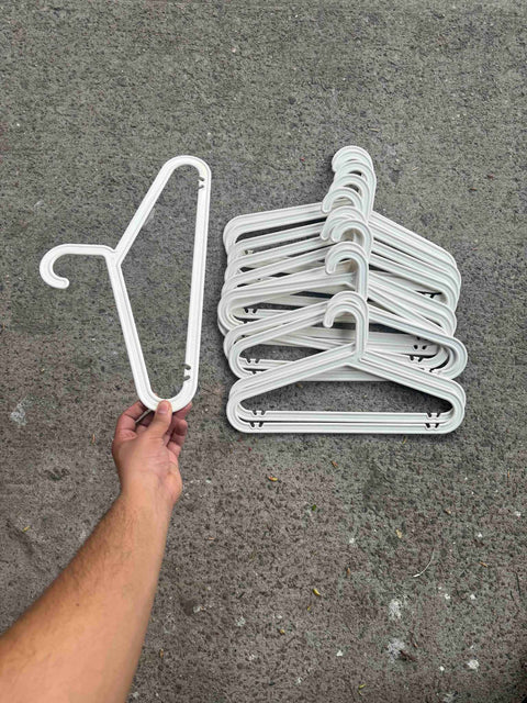 Plastic Hangers, The Nice & "Flat" Ones